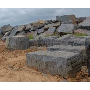 Black Granite Quarry Rough Granite Blocks