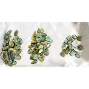 Labradorite Gemstone